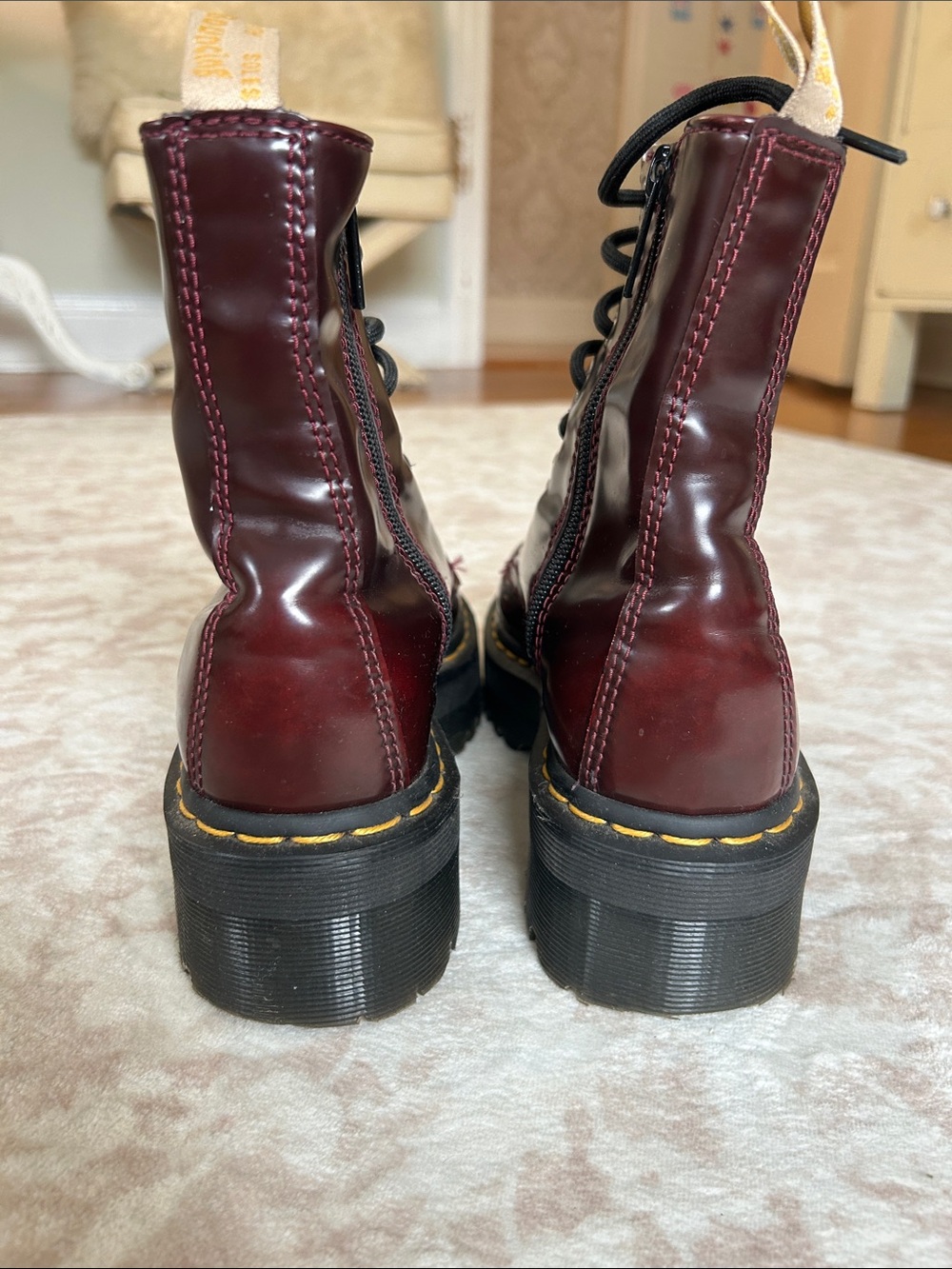 🔥 STUNNING DR. MARTENS VEGAN JADON II PLATFORM BOOTS 🔥 - Picture 4 of 10